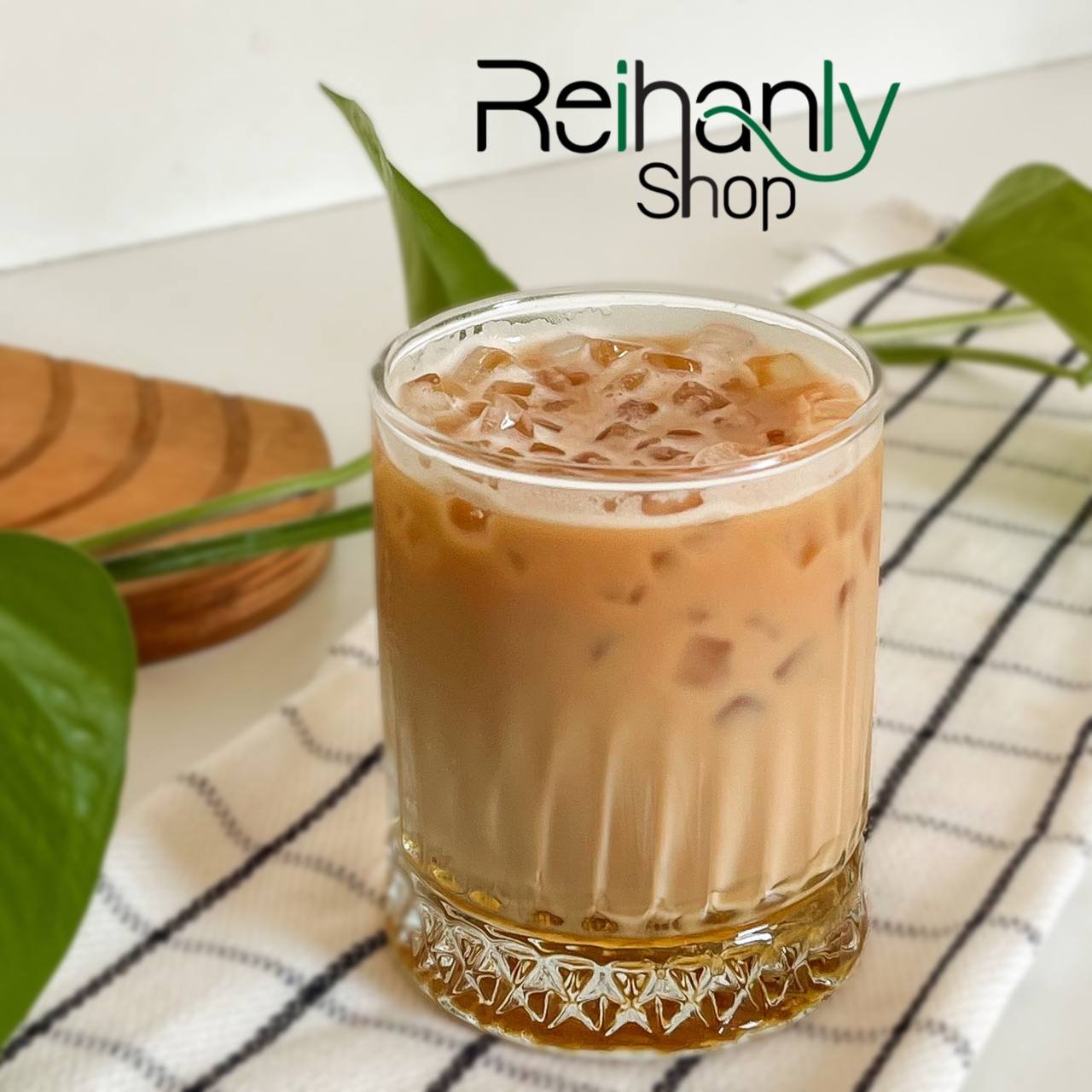 نیم لیوان الیسا