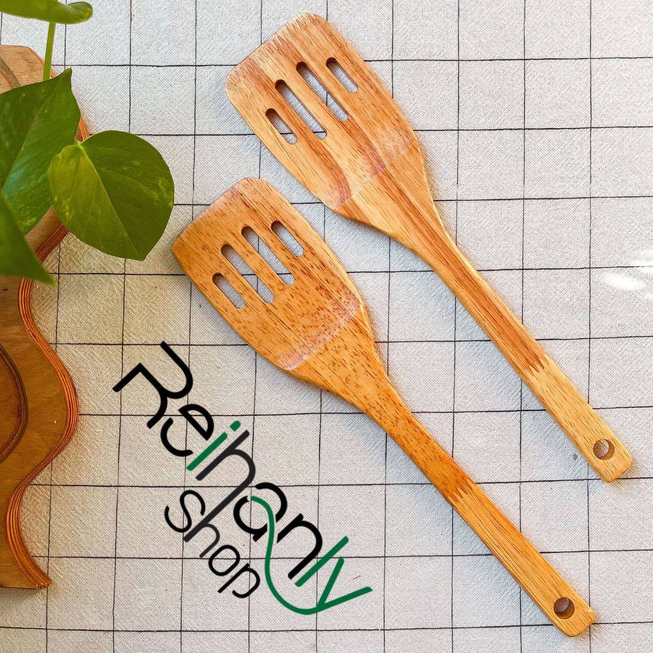 کفگیر مربع شیاری